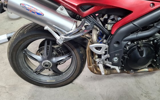 Gebrauchtmotorrad Triumph Speed Triple 1050 - Bild 6