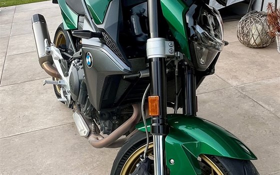 Gebrauchtmotorrad BMW F 900 R - Bild 3