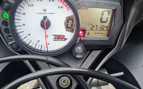 Gebrauchtmotorrad Suzuki GSX-R 750 - Bild 8