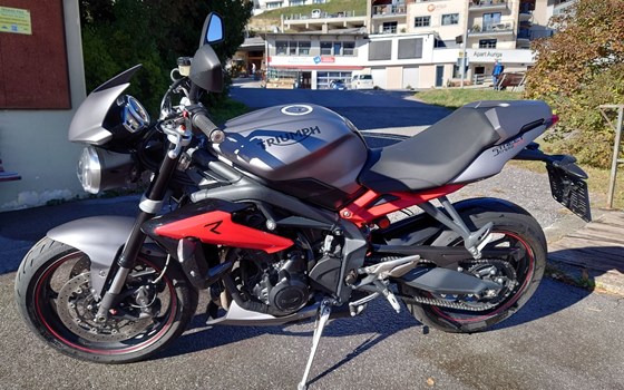 Gebrauchtmotorrad Triumph Street Triple 675 R - Bild 7