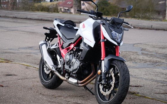 Gebrauchtmotorrad Honda CB750 Hornet - Bild 4