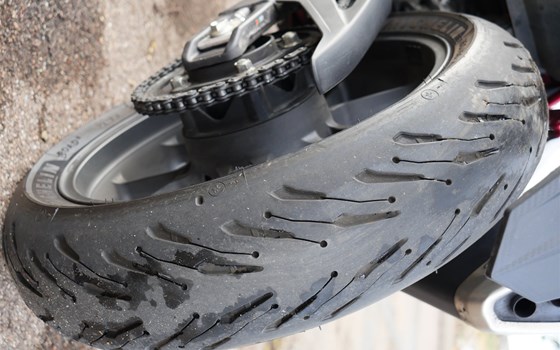 Gebrauchtmotorrad Honda CB750 Hornet - Bild 9