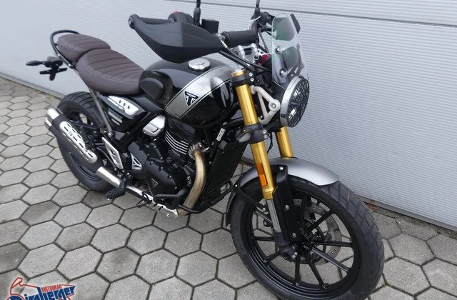 Triumph Scrambler 400 X