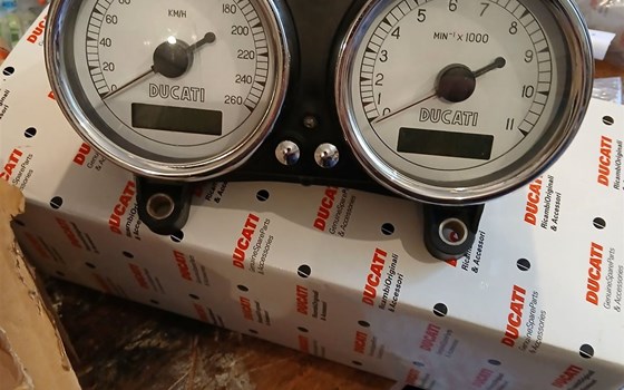 Gebrauchtmotorrad Ducati Sport 1000 - Bild 17