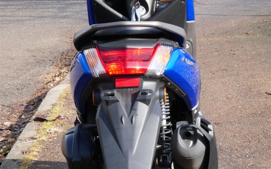 Gebrauchtmotorrad Yamaha NMAX 125 - Bild 5