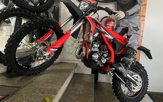 Neufahrzeug Beta Xtrainer 300 - Bild 1