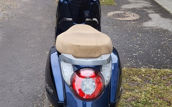 Gebrauchtmotorrad Beeline Memory 50 - Bild 4