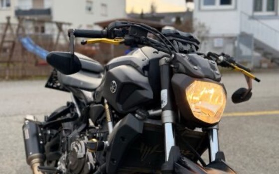 Gebrauchtmotorrad Yamaha MT-07 - Bild 2