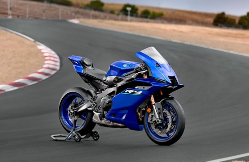 Neumotorrad Yamaha R9