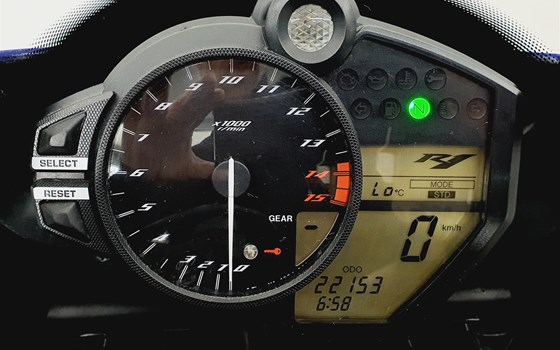 Gebrauchtmotorrad Yamaha R1 - Bild 9