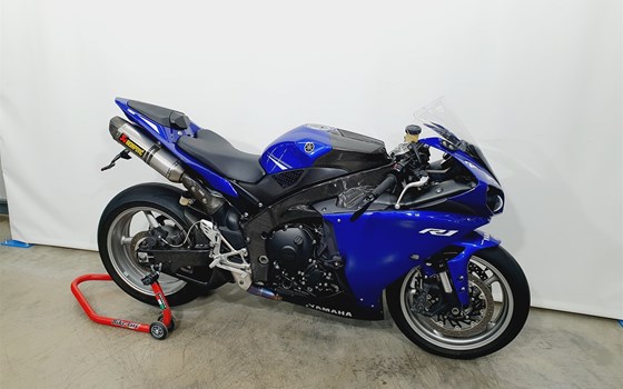 Gebrauchtmotorrad Yamaha R1 - Bild 2