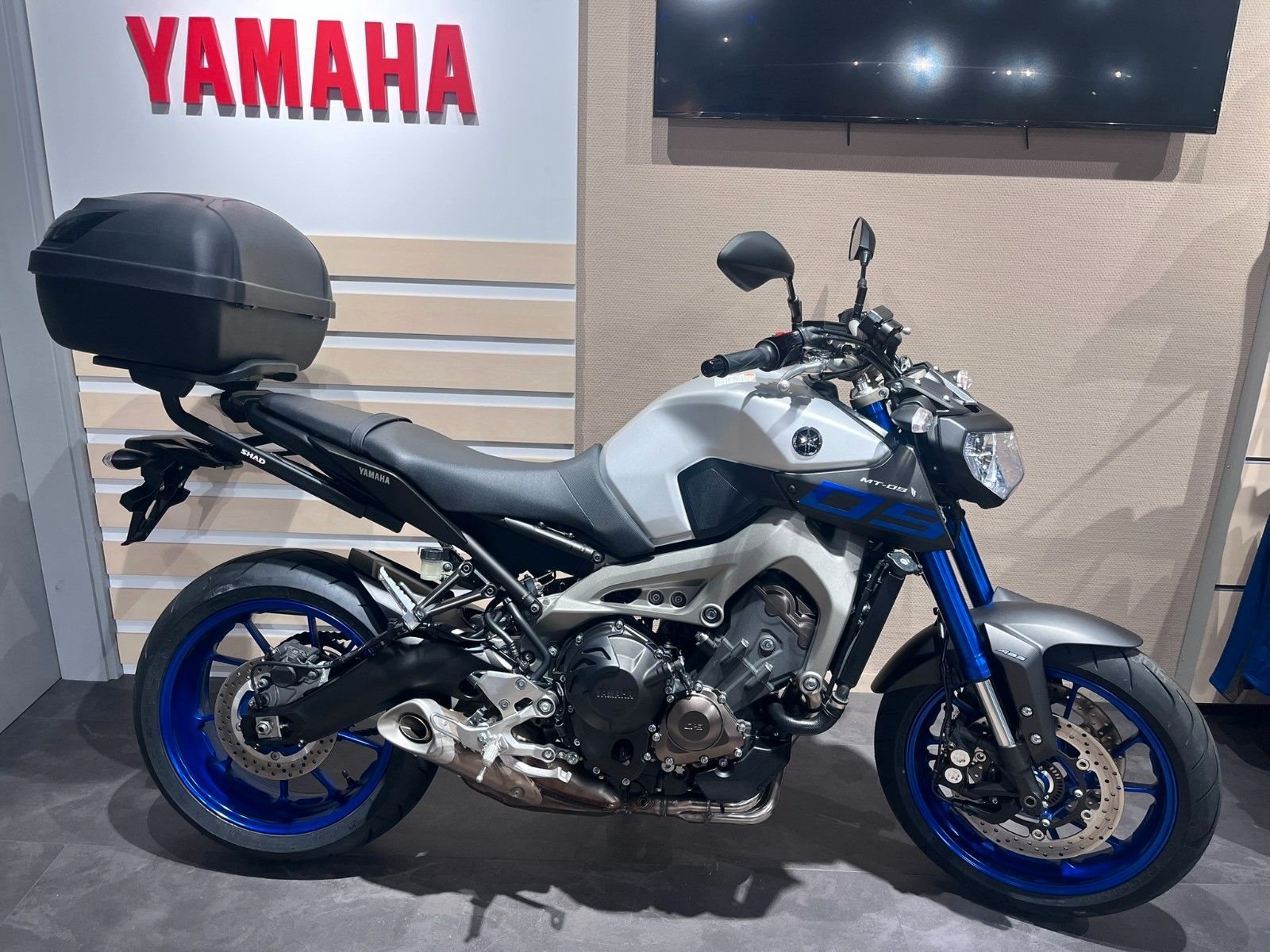 Yamaha MT-09 