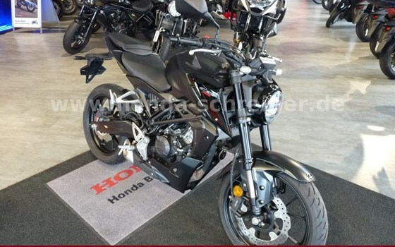 Gebrauchtmotorrad Honda CB125R - Bild 2