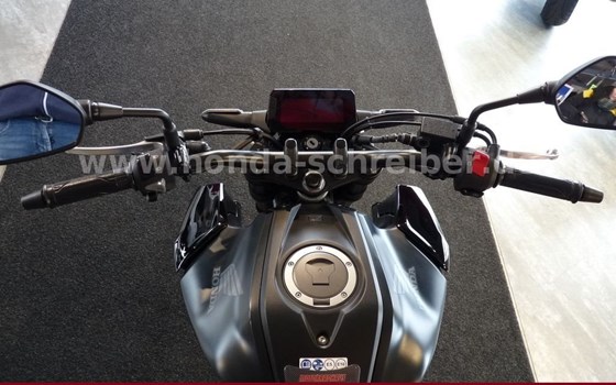 Gebrauchtmotorrad Honda CB125R - Bild 5