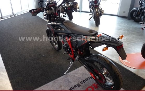 Neufahrzeug Beta RR 4T 125 R - Bild 4