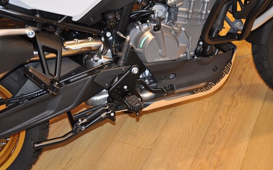 Neufahrzeug CFMOTO 800MT Touring - Bild 14