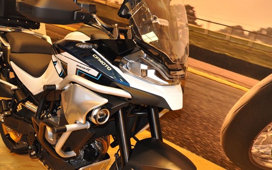 Neufahrzeug CFMOTO 800MT Touring - Bild 2