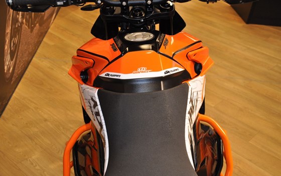 Gebrauchtmotorrad KTM 790 Adventure - Bild 12