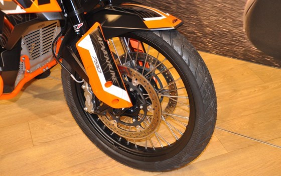 Gebrauchtmotorrad KTM 790 Adventure - Bild 14