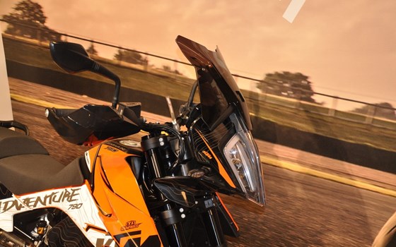 Gebrauchtmotorrad KTM 790 Adventure - Bild 2