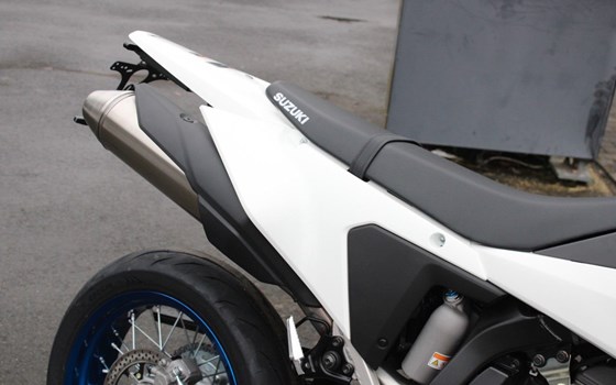 Neufahrzeug Suzuki DR-Z4SM - Bild 7