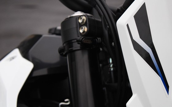 Neufahrzeug Suzuki DR-Z4SM - Bild 8