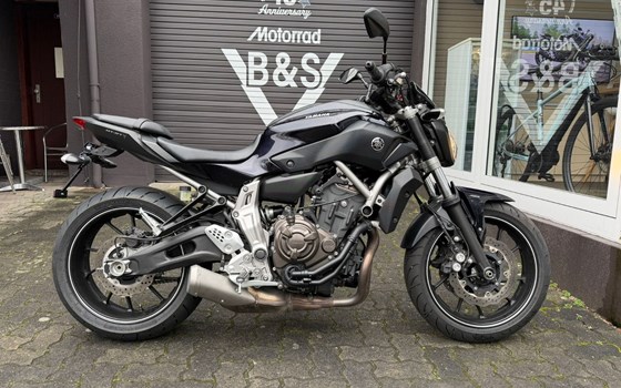 Gebrauchtmotorrad Yamaha MT-07 - Bild 1
