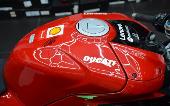 Neufahrzeug Ducati Panigale V4 - Bild 9