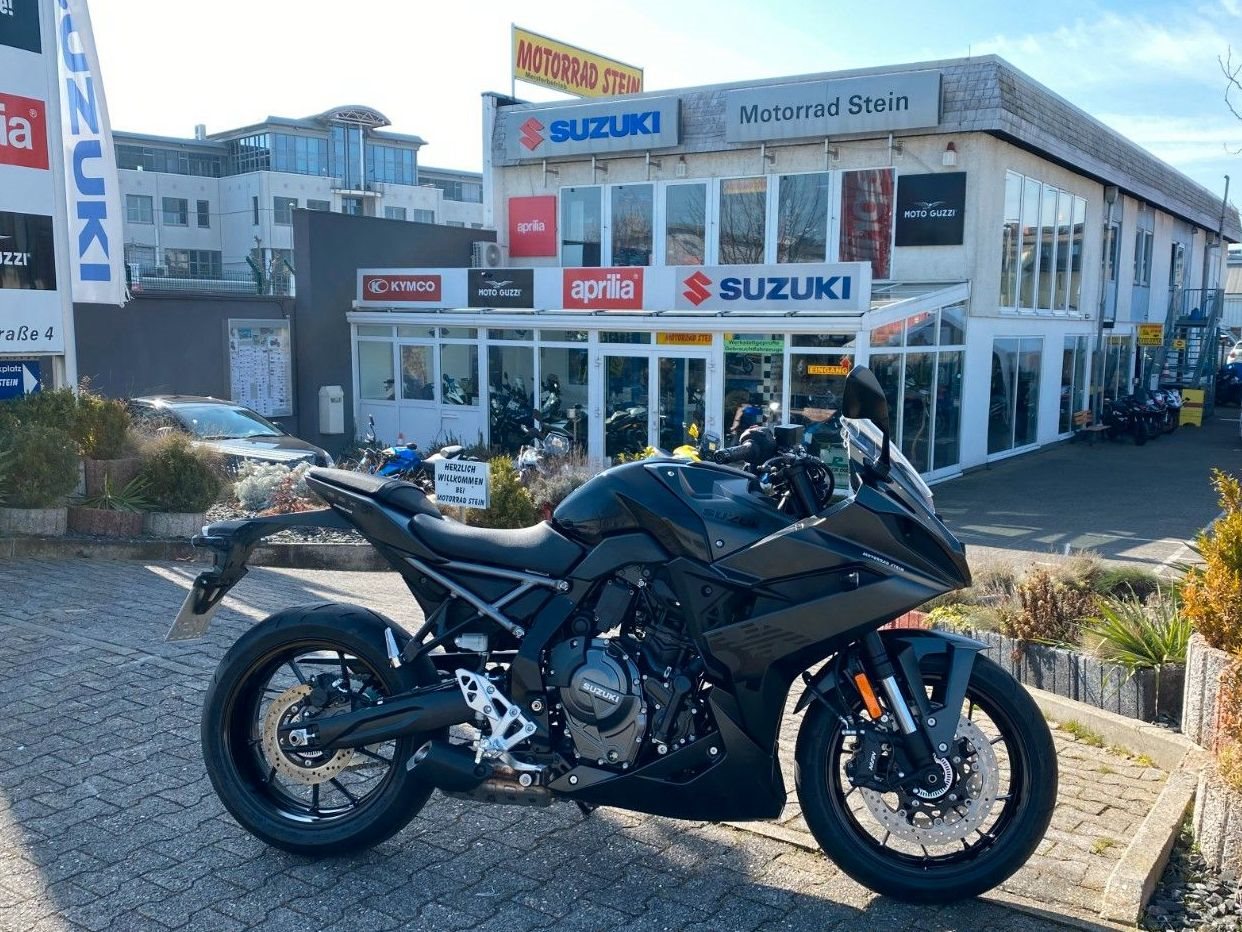 Suzuki GSX-8R