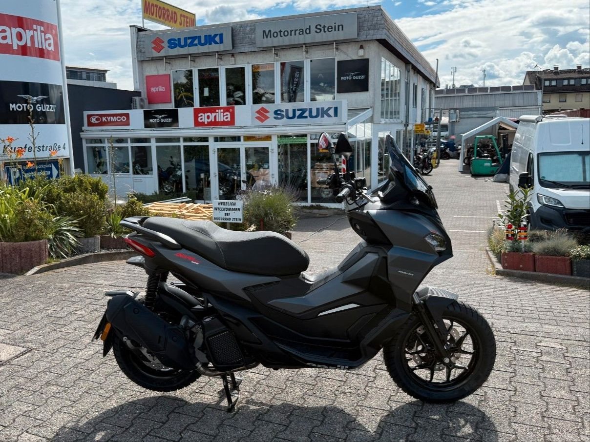 Aprilia SR GT 125