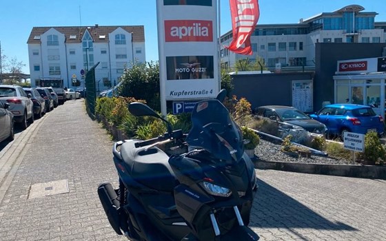 Neufahrzeug Aprilia SR GT 125 - Bild 10