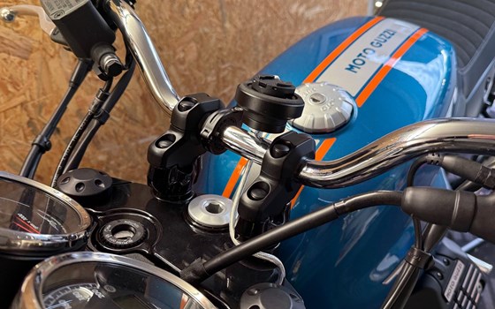 Gebrauchtmotorrad Moto Guzzi V7 III Special - Bild 10