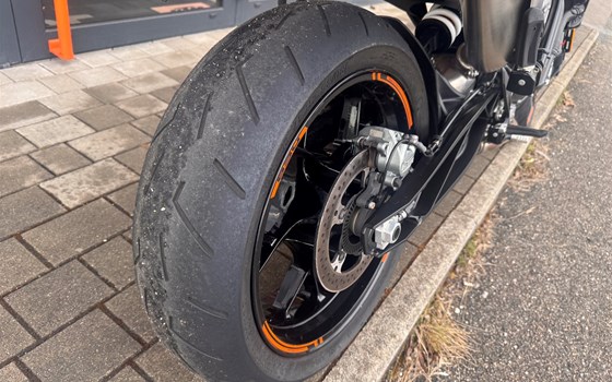 Gebrauchtmotorrad KTM 890 Duke - Bild 10