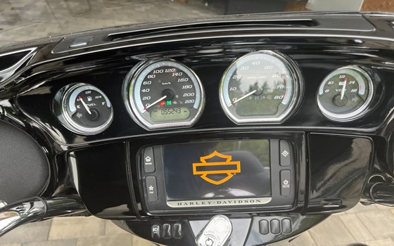 Gebrauchtmotorrad Harley-Davidson Electra Glide Ultra Limited Low FLHTKL - Bild 6