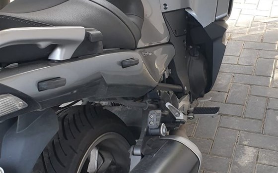 Gebrauchtmotorrad Kawasaki GTR 1400 - Bild 4