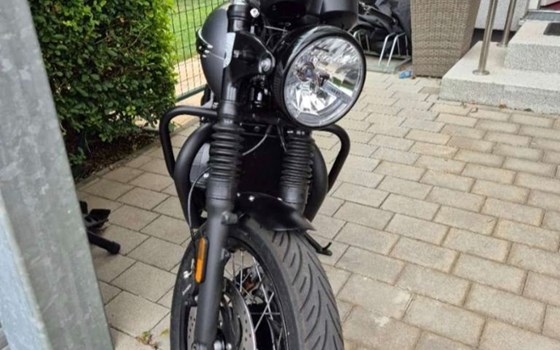 Gebrauchtmotorrad Triumph Bonneville T120 Black - Bild 3