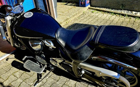 Gebrauchtmotorrad Yamaha XVS 1300 A - Bild 2