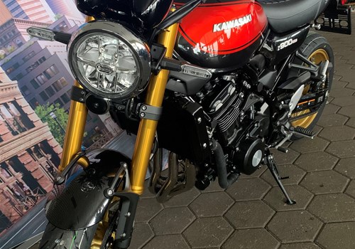 Kawasaki Z900 RS SE