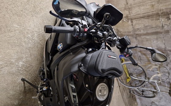 Gebrauchtmotorrad BMW S 1000 R - Bild 7