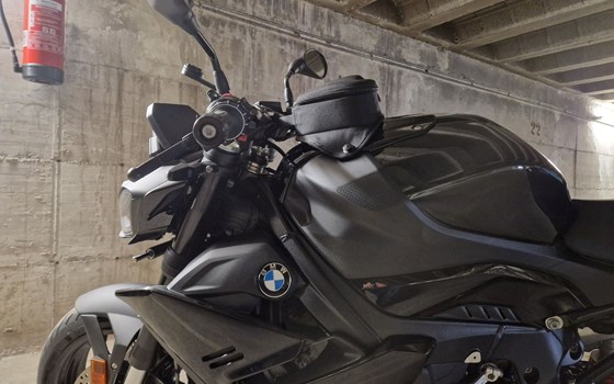 Gebrauchtmotorrad BMW S 1000 R - Bild 8