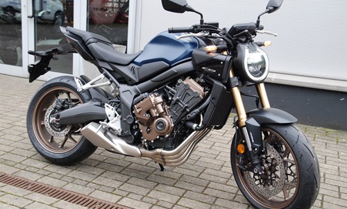 Honda CB650R E-Clutch