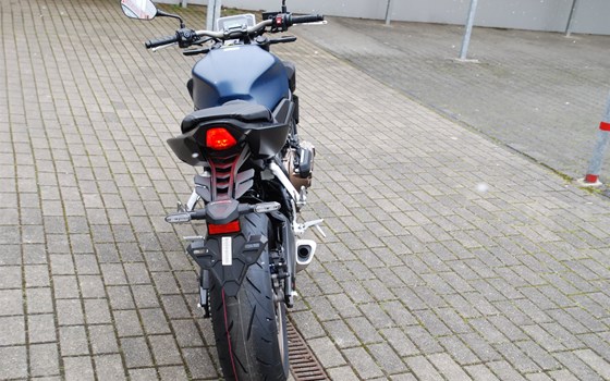 Neufahrzeug Honda CB650R E-Clutch - Bild 21