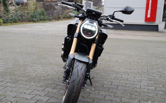 Neufahrzeug Honda CB650R E-Clutch - Bild 10