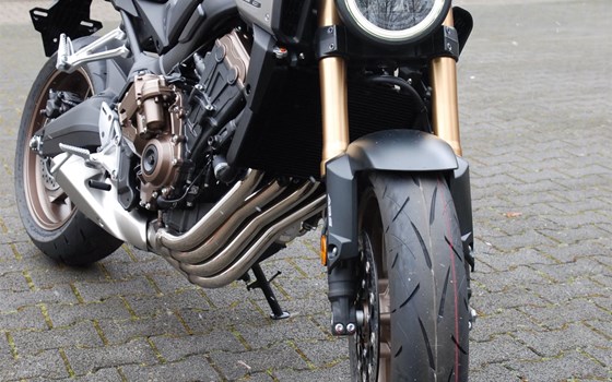 Neufahrzeug Honda CB650R E-Clutch - Bild 9
