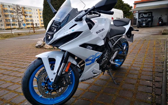 Neufahrzeug Suzuki GSX-8R - Bild 3