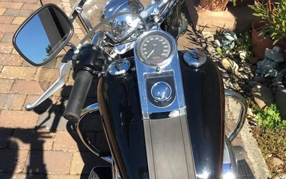 Gebrauchtmotorrad Harley-Davidson Softail Heritage Classic FLSTC - Bild 3