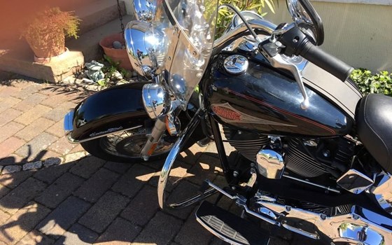Gebrauchtmotorrad Harley-Davidson Softail Heritage Classic FLSTC - Bild 4