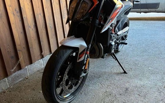 Gebrauchtmotorrad KTM 890 Duke R - Bild 3