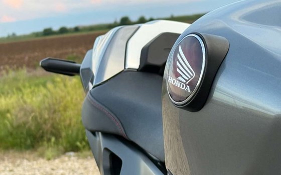 Gebrauchtmotorrad Honda CB 1000 R - Bild 10