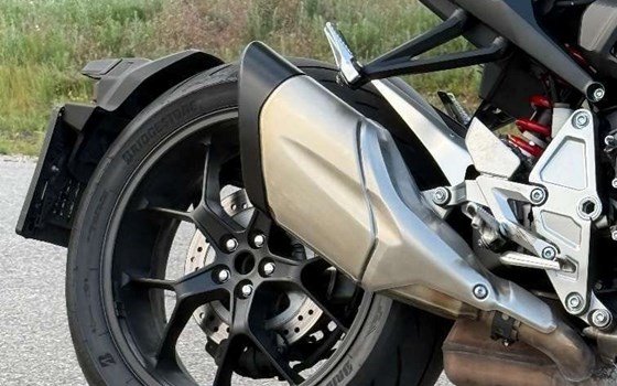 Gebrauchtmotorrad Honda CB 1000 R - Bild 12